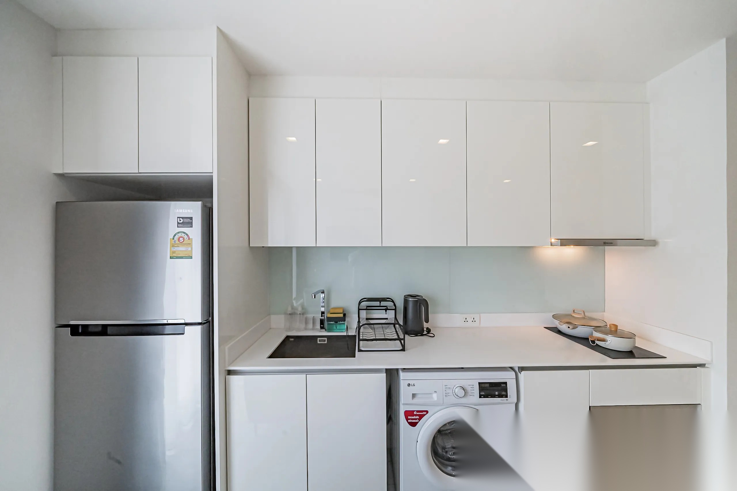 1 Bedroom Condo for sale at Hyde Sukhumvit 11 — photo 3