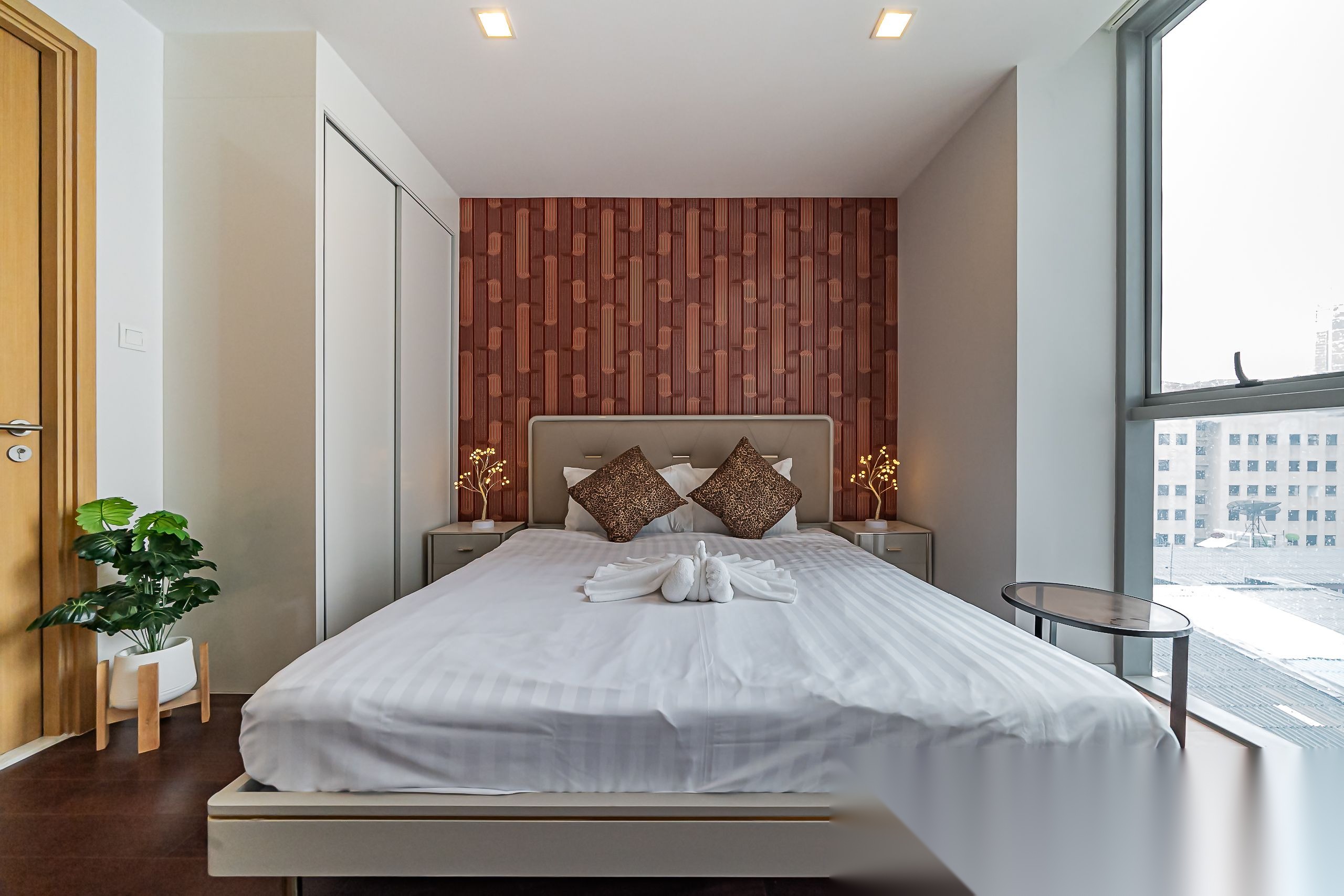 1 Bedroom Condo for sale at Hyde Sukhumvit 11 — photo 4