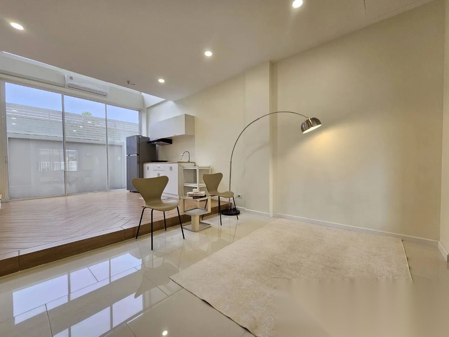 Townhouse near Central Festival Eastville — photo 1