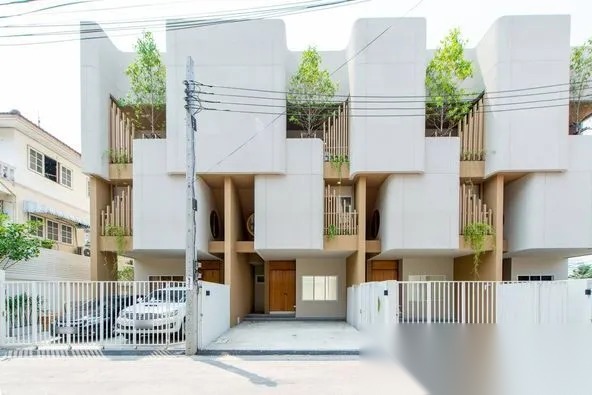 Townhouse near Central Festival Eastville — photo 2