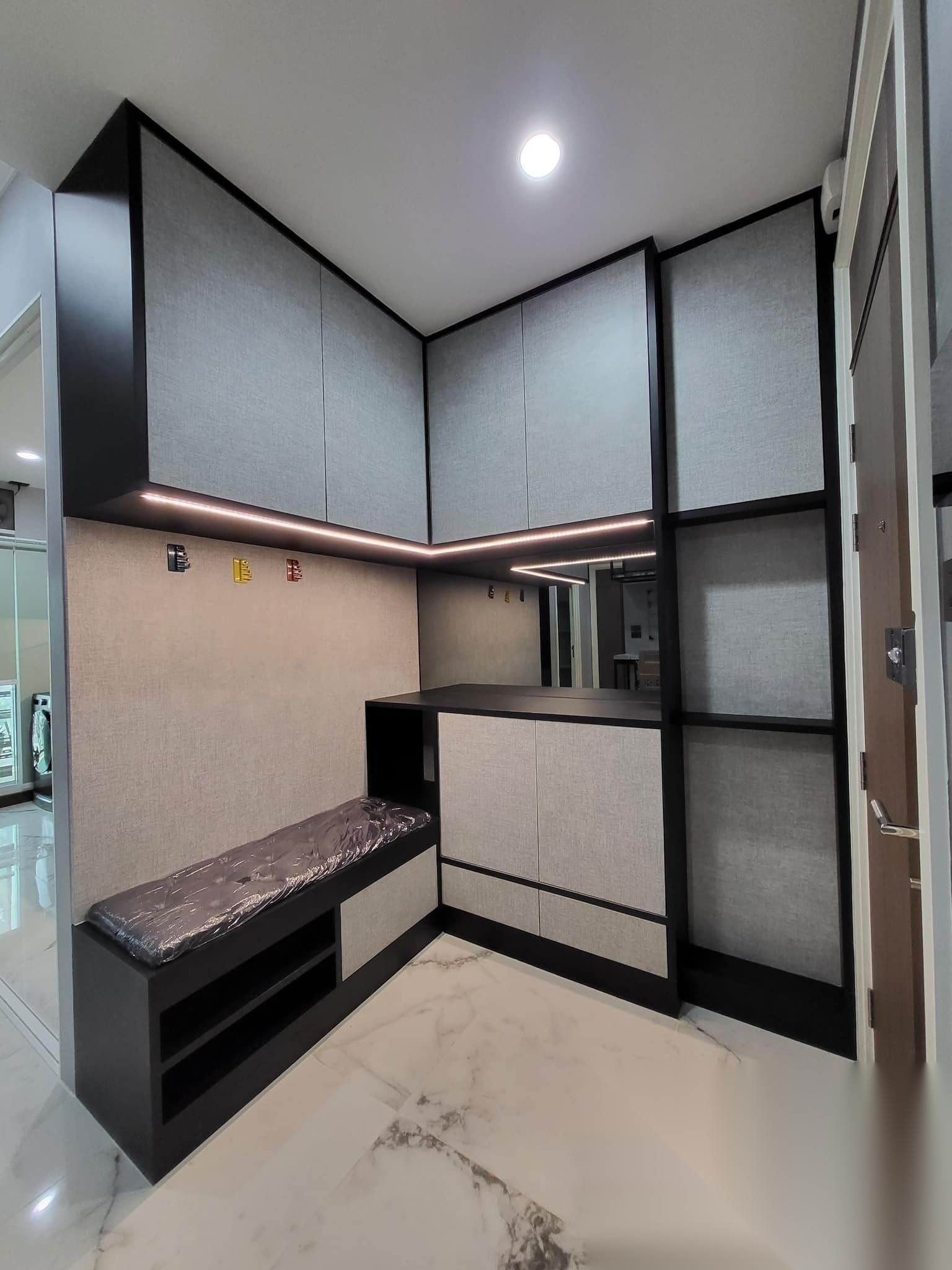 1 Bedroom Condo for sale at Supalai Elite Surawong — photo 2