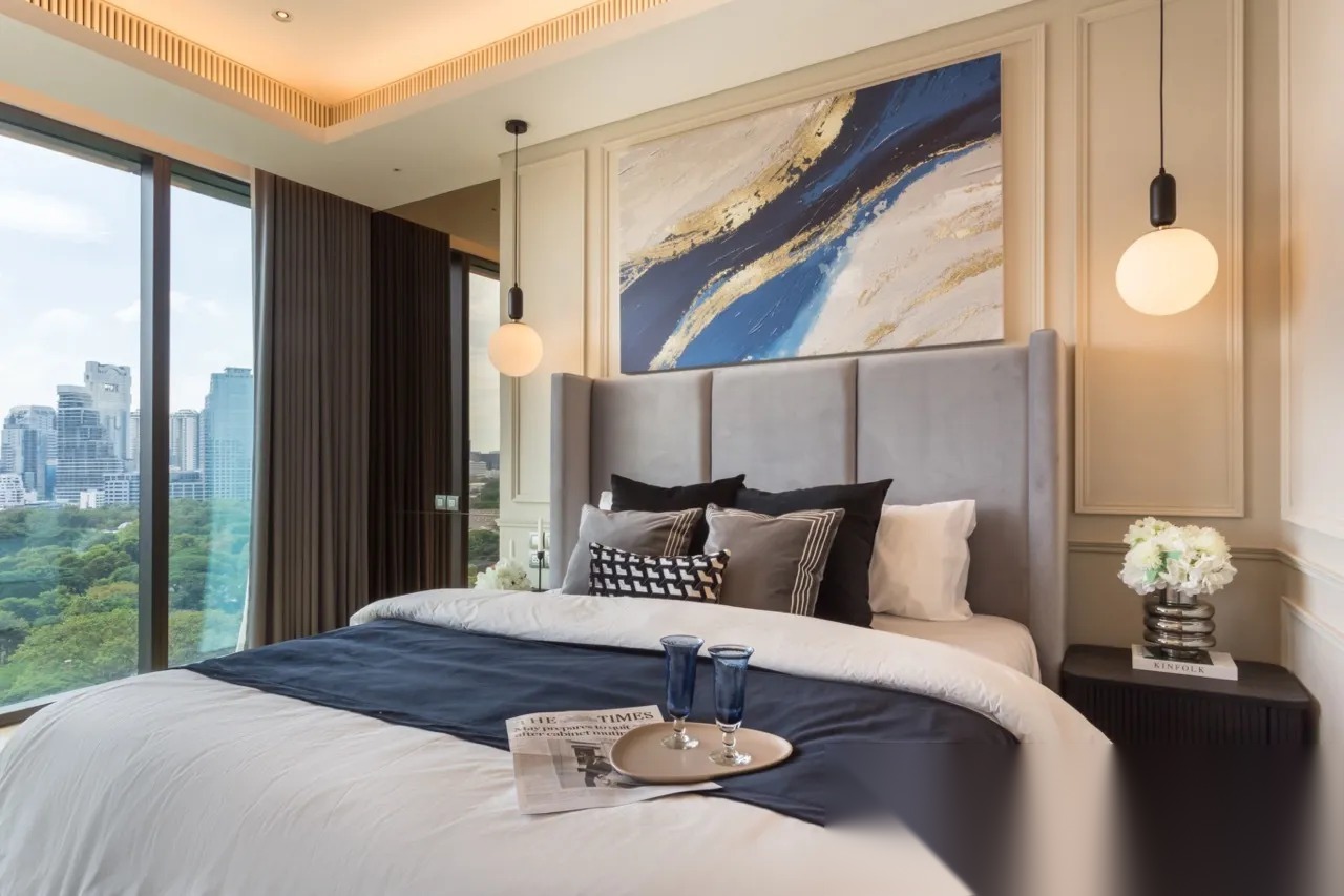 1 Bedroom Condo for sale at Sindhorn Tonson [Leasehold] — photo 4