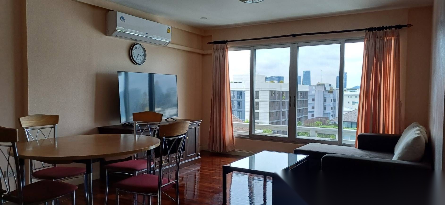 2 Bedroom Condo for sale at Navin Court — photo 1