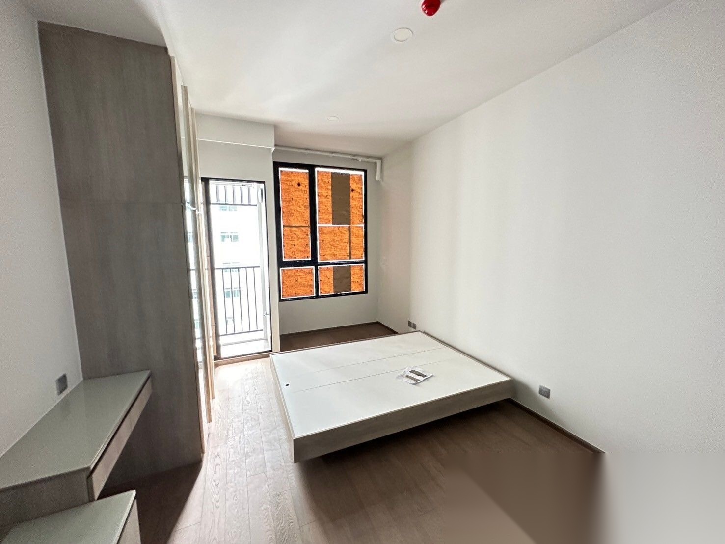 1 Bedroom Condo for sale at Park Origin Phayathai — photo 3