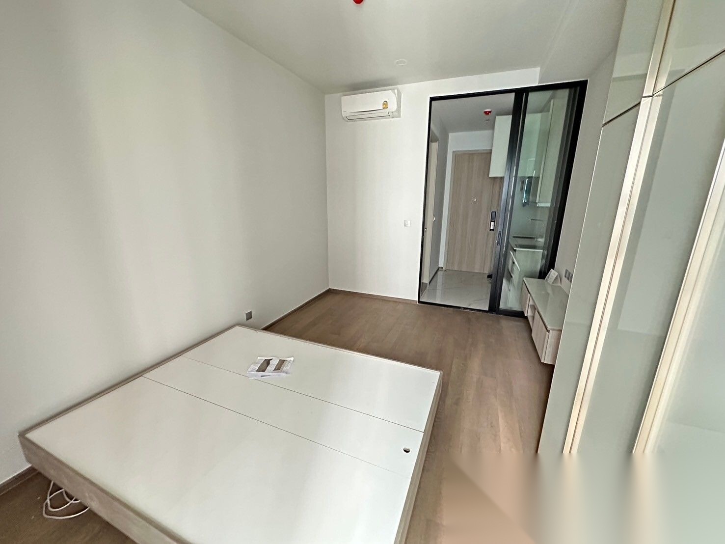 1 Bedroom Condo for sale at Park Origin Phayathai — photo 4