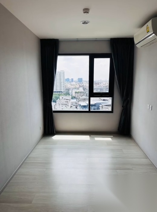 2 Bedroom Condo for sale at Life Pinklao — photo 5