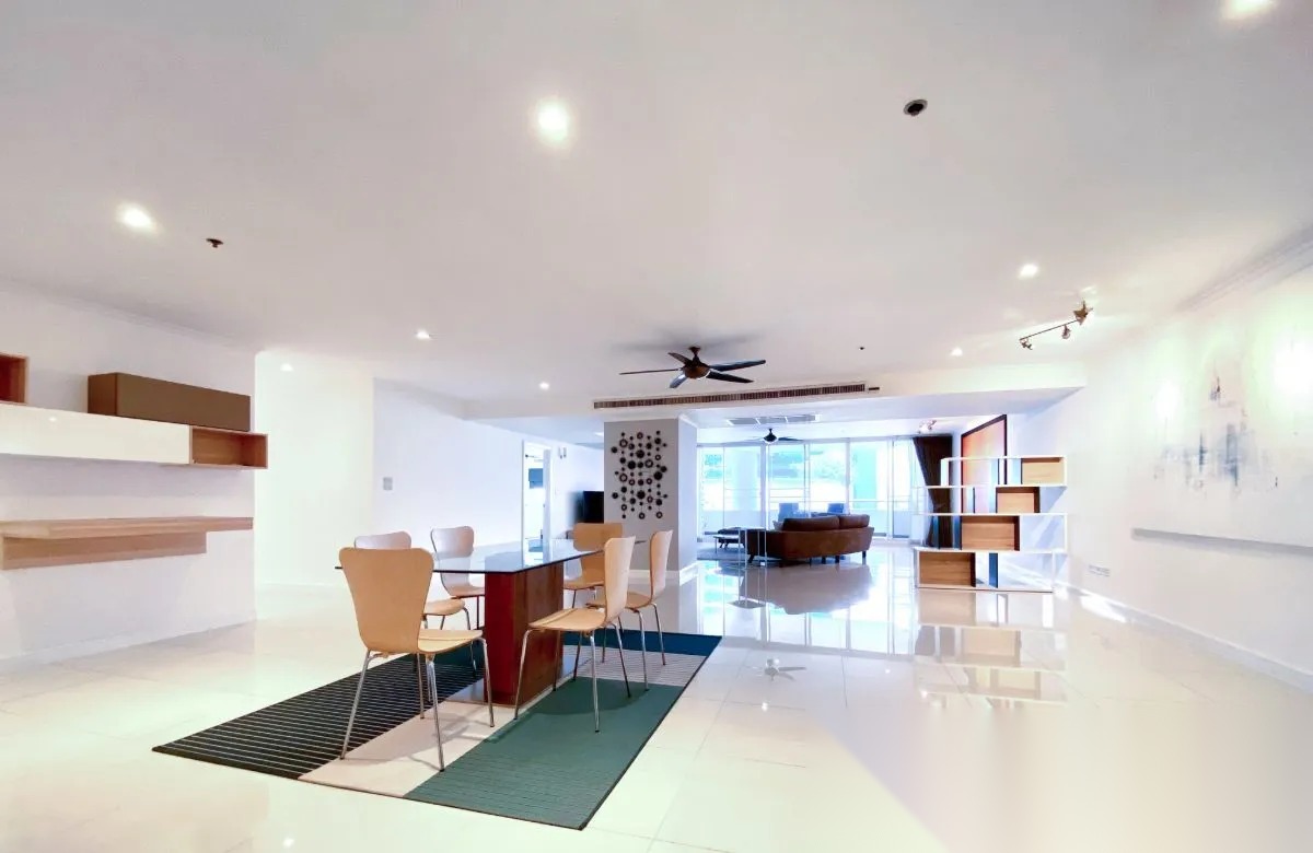 3 Bedroom Condo for sale at Kallista Mansion — photo 3