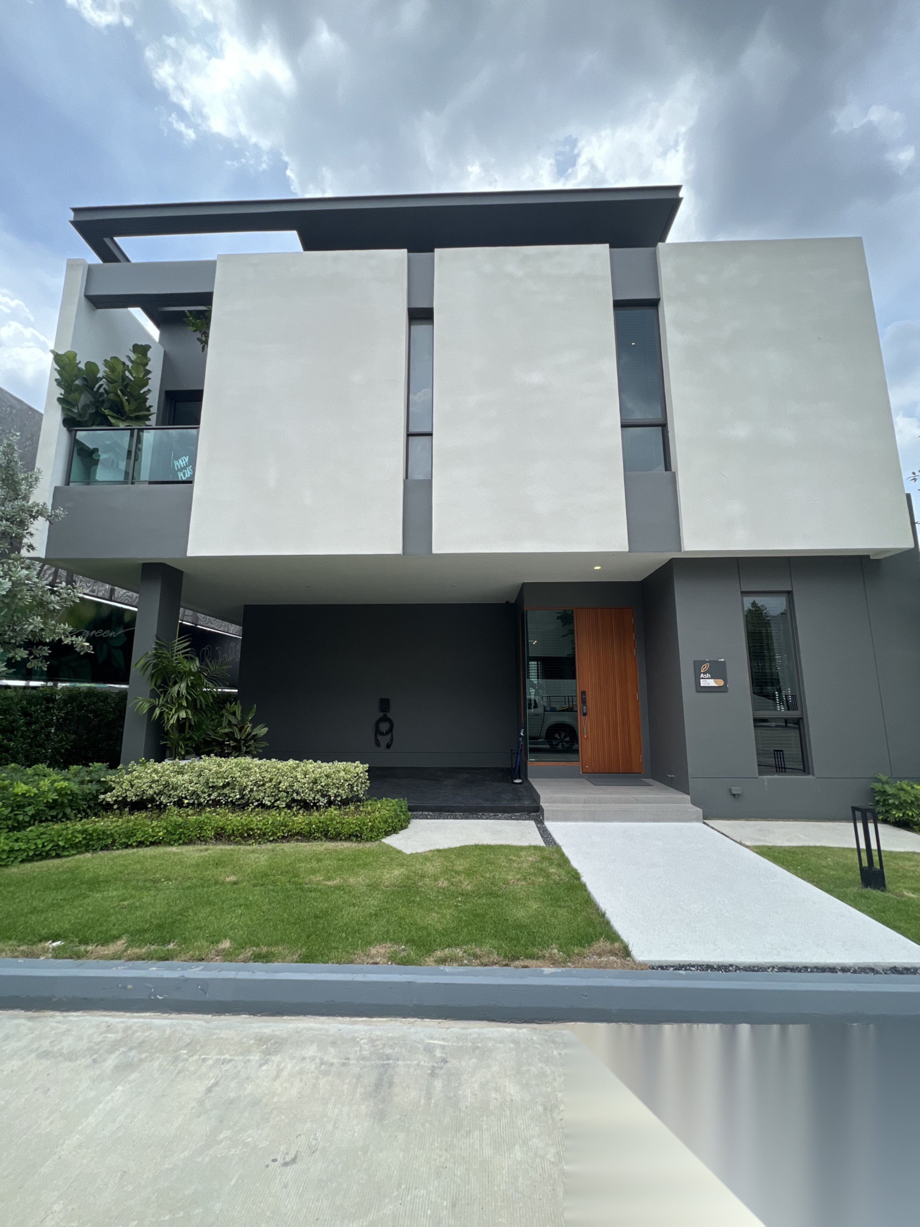 4 Bedroom House for sale at The Arbor Ramintra-Watcharapol — photo 1