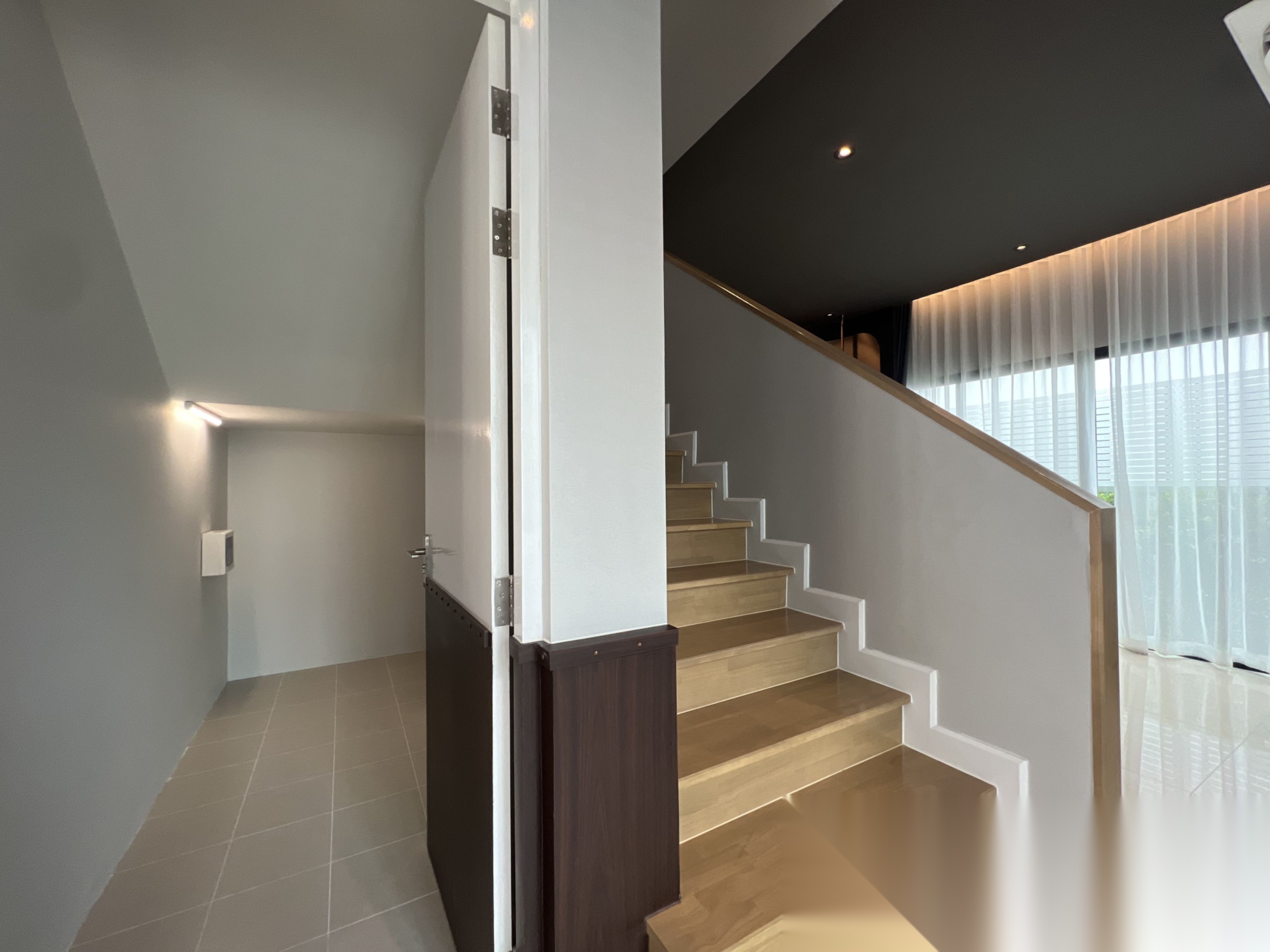 4 Bedroom House for sale at The Arbor Ramintra-Watcharapol — photo 5