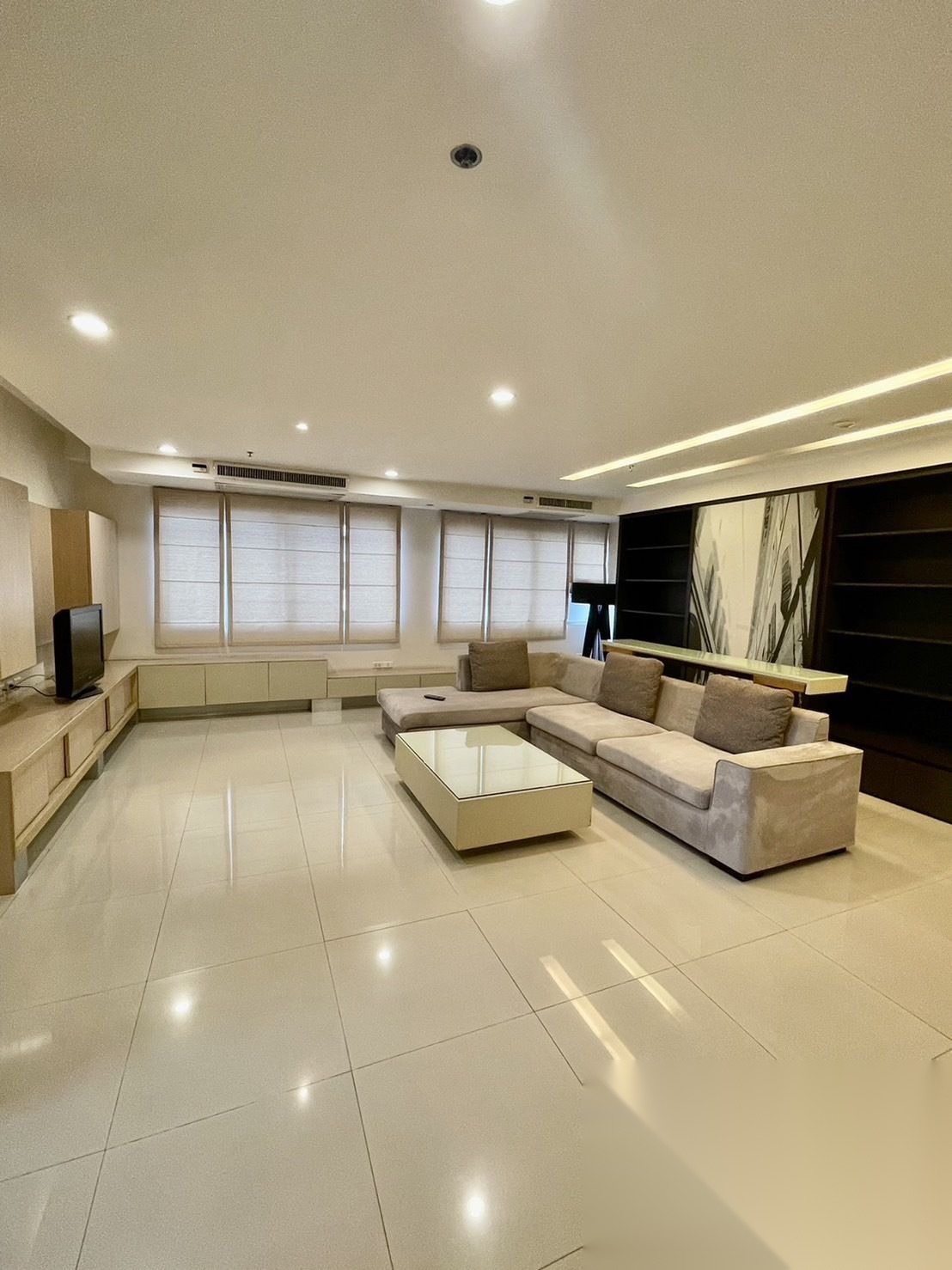 3 Bedroom Condo for sale at Witthayu Complex — photo 1