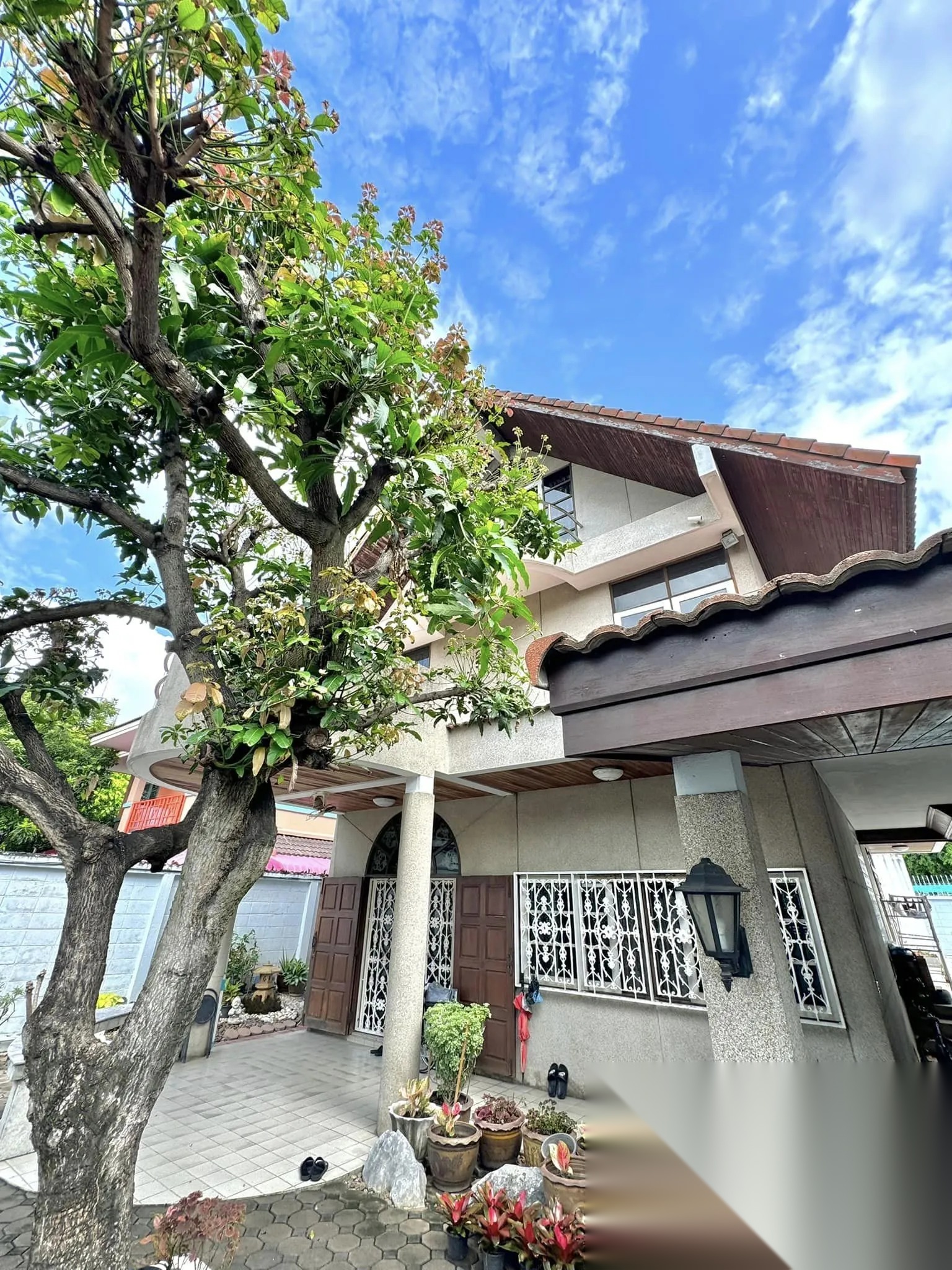 House in soi Narathiwas Rajanagarindra 18 — photo 1