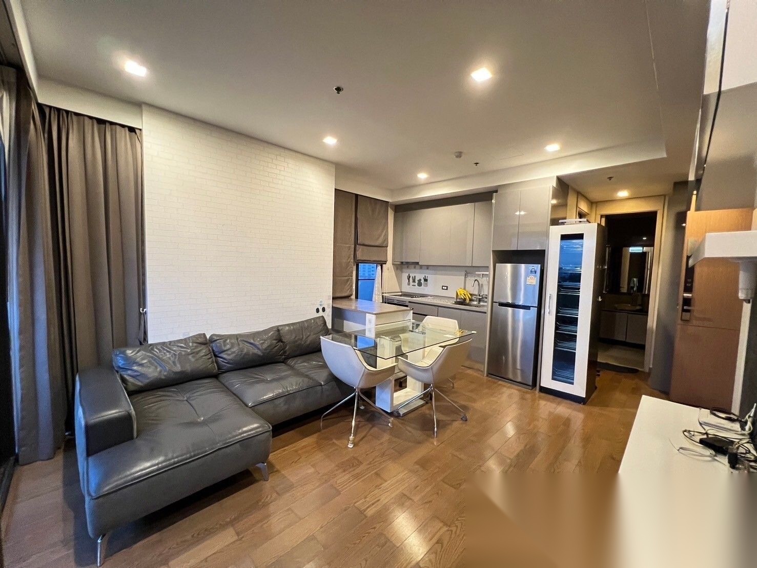 2 Bedroom Condo for sale at M Phayathai — photo 3
