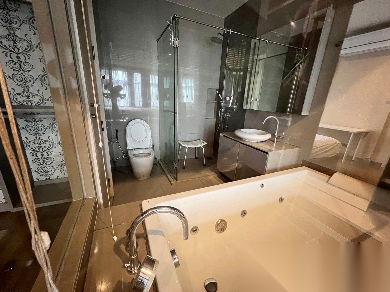 2 Bedroom Condo for sale at M Phayathai — photo 4