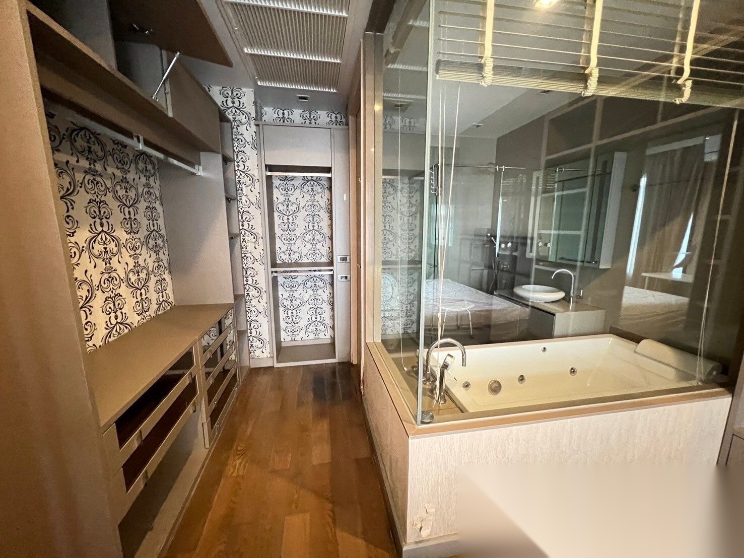 2 Bedroom Condo for sale at M Phayathai — photo 5