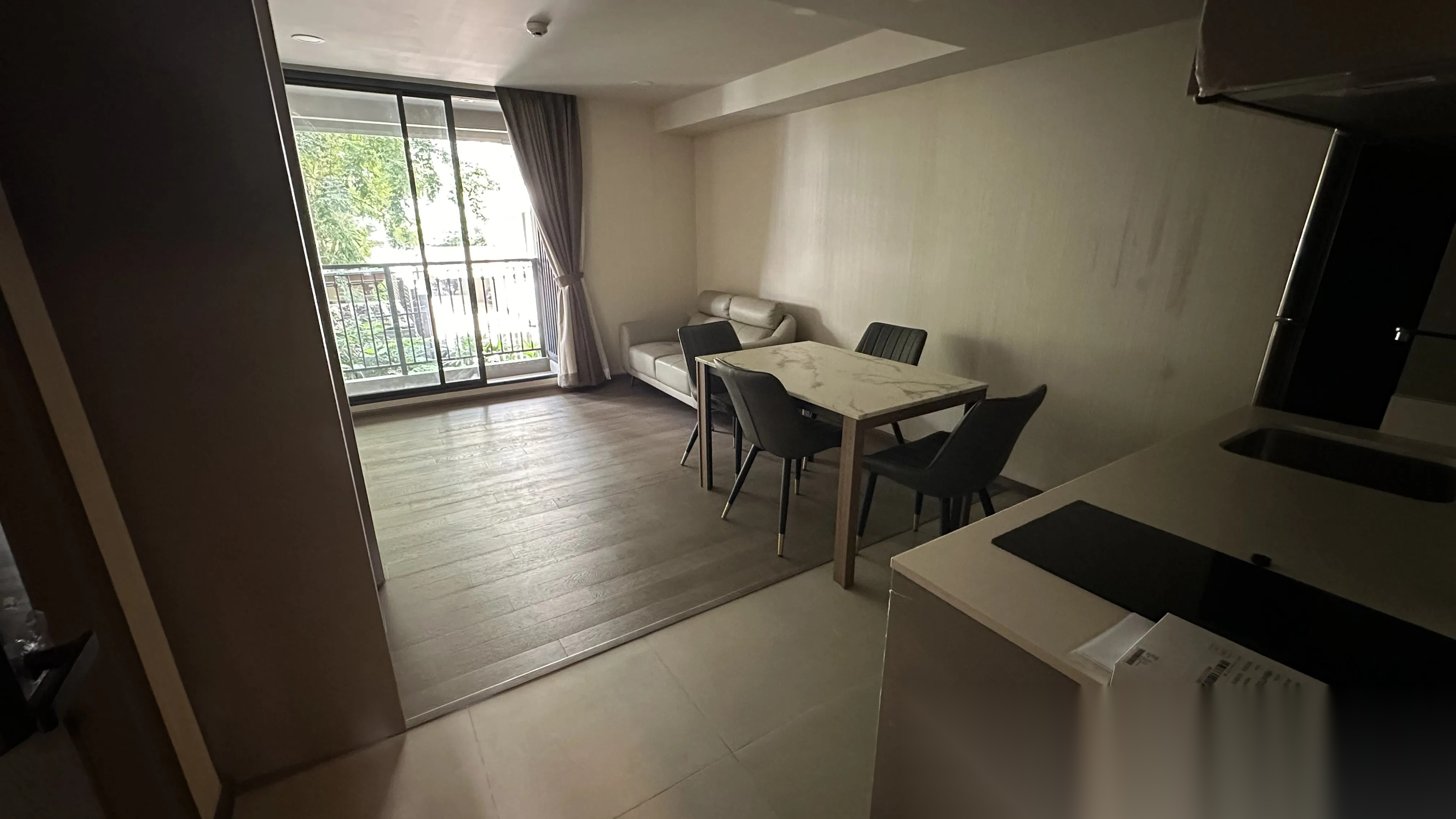 1 Bedroom Condo for sale at Klass Sarasin-Rajdamri — photo 3