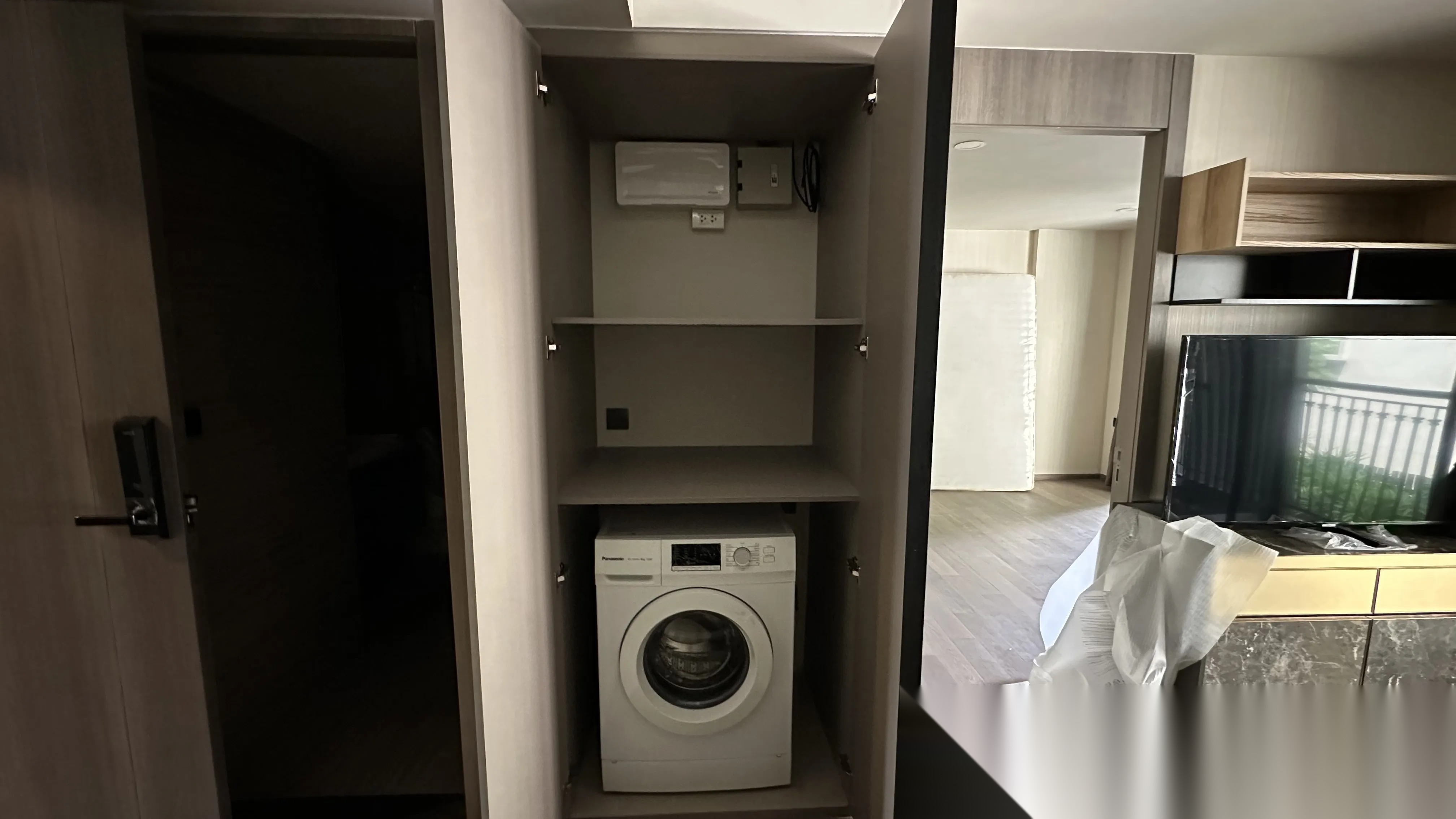 1 Bedroom Condo for sale at Klass Sarasin-Rajdamri — photo 5