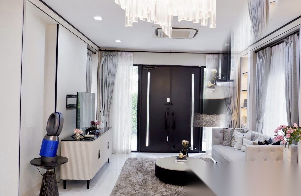 4 Bedroom House for sale at Nantawan Ramintra -​ Paholyothin 50 — photo 2