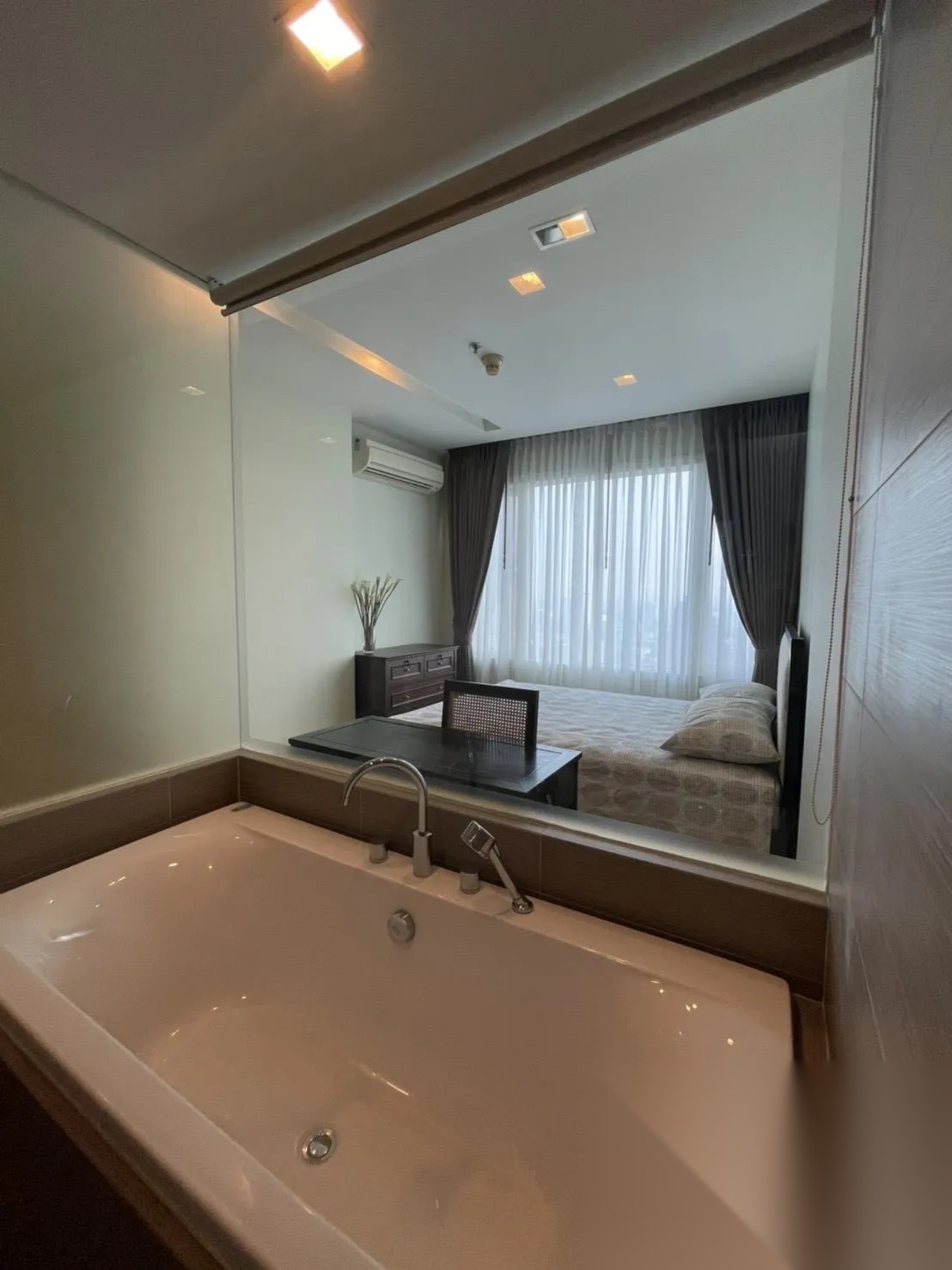 2 Bedroom Condo for sale at Siri At Sukhumvit — photo 4