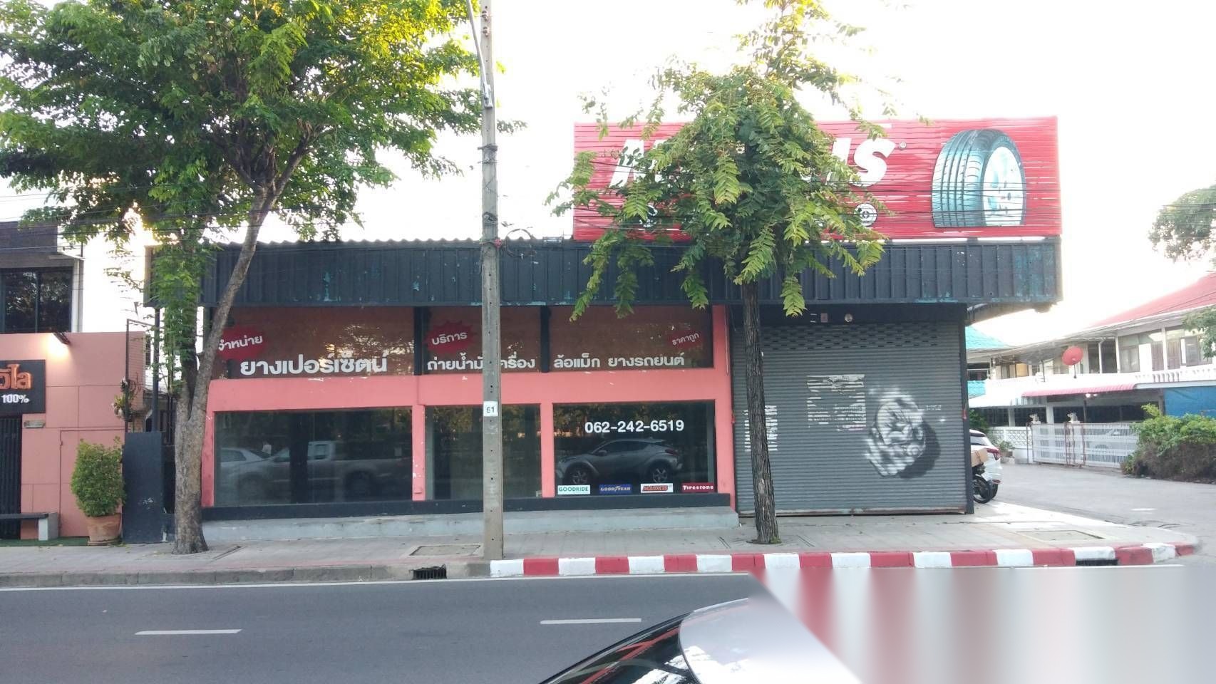 Urgent sale, corner house on the road, commercial location, cheap, owner selling himself — photo 2
