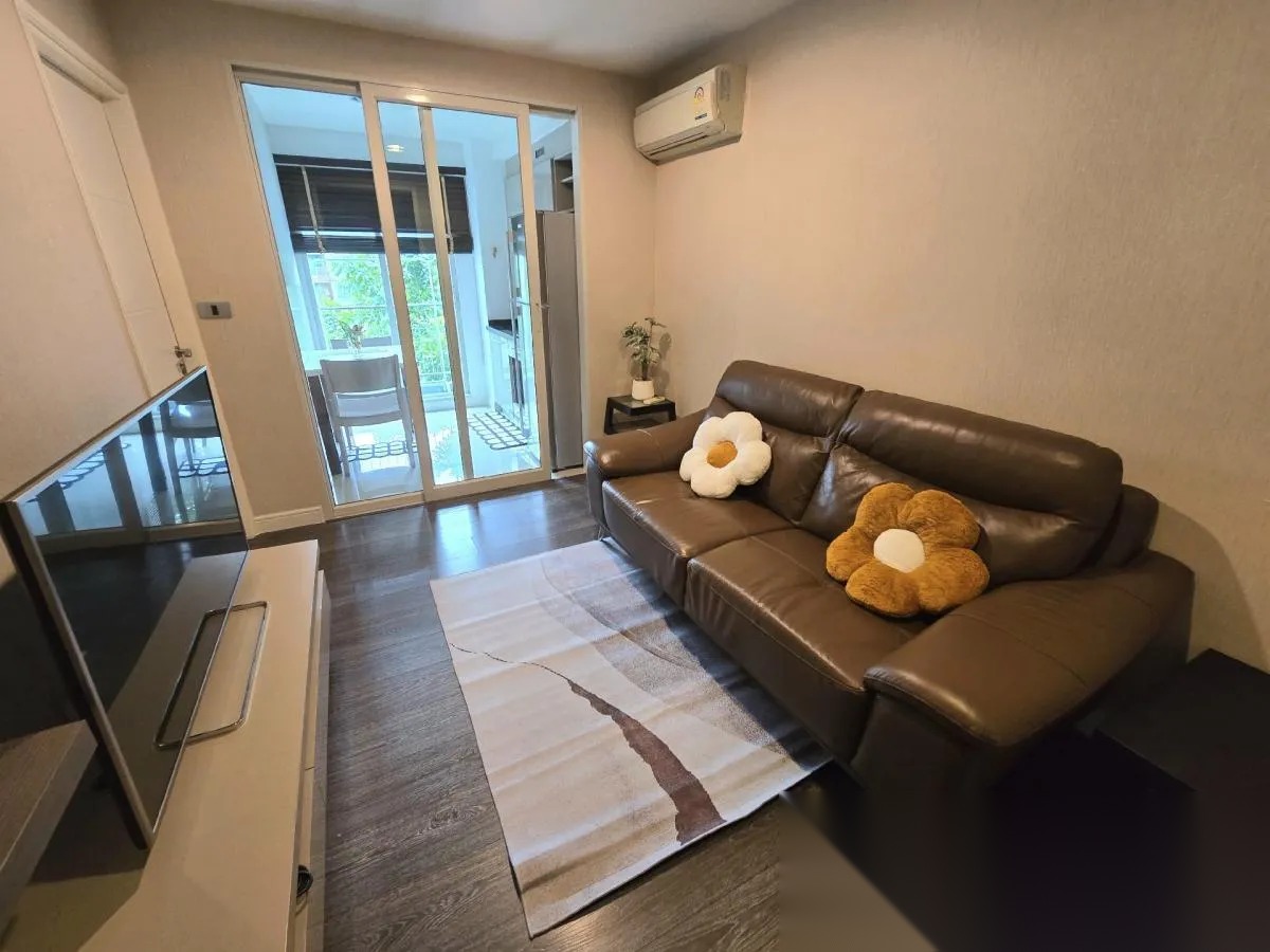 1 Bedroom Condo for sale at The Crest Sukhumvit 49 — photo 2