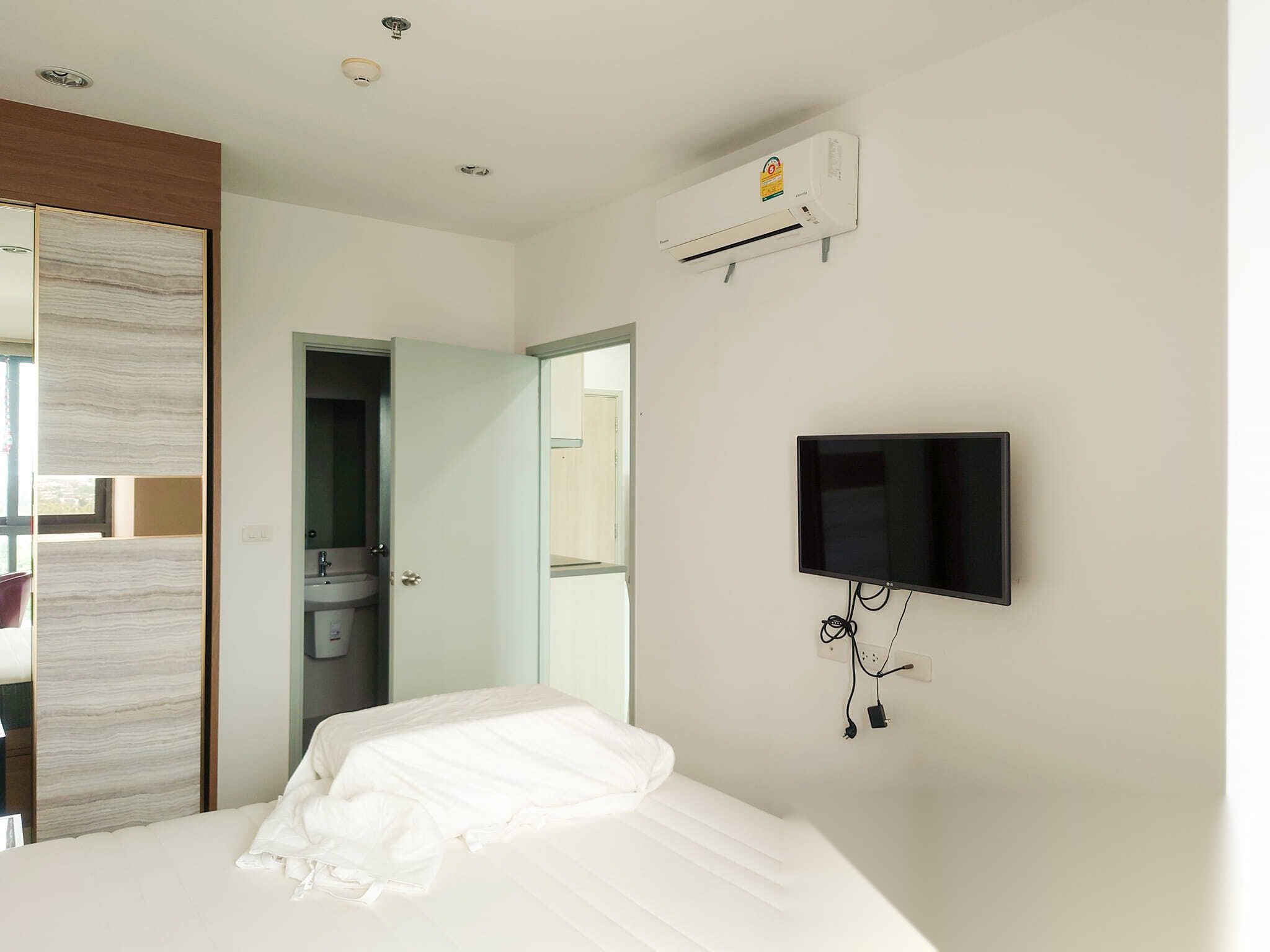 1 Bedroom Condo for sale at Ideo Mobi Sukhumvit Eastgate — photo 4