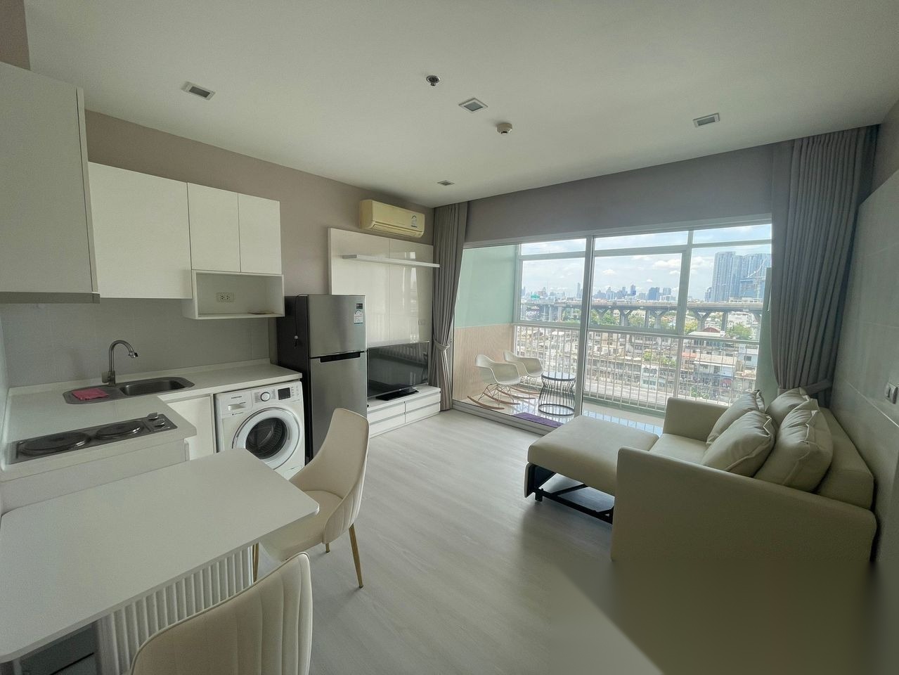 1 Bedroom Condo for sale at The Coast Bangkok — photo 1