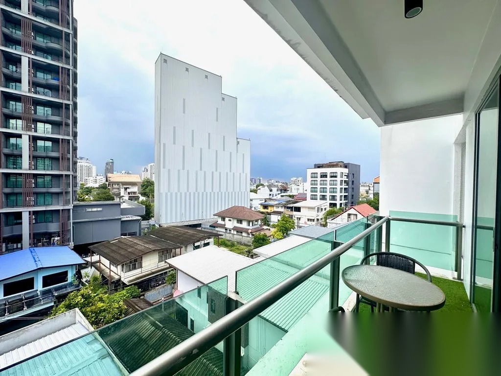2 Bedroom Condo for sale at Click Condo Sukhumvit 65 — photo 2