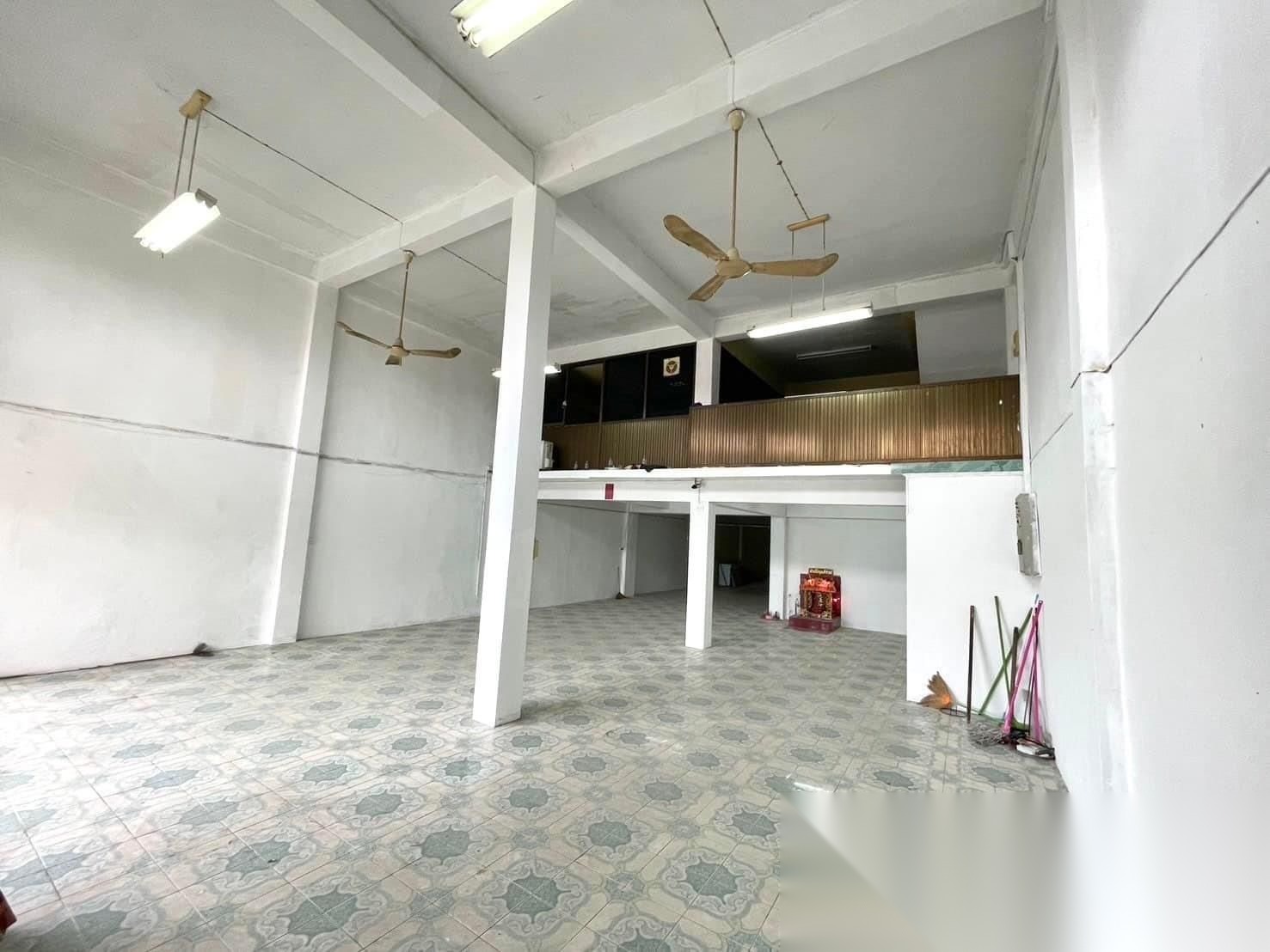 14 Bedroom Townhouse for sale at DK Village Rama 2 — photo 2