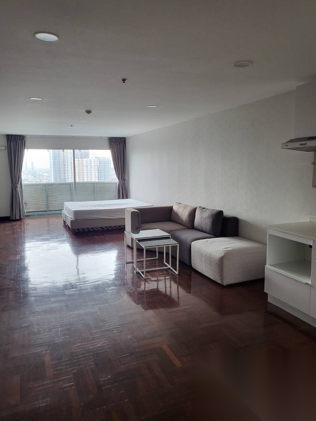 Studio Condo for sale at Modern Home Tower The Exclusive — photo 4