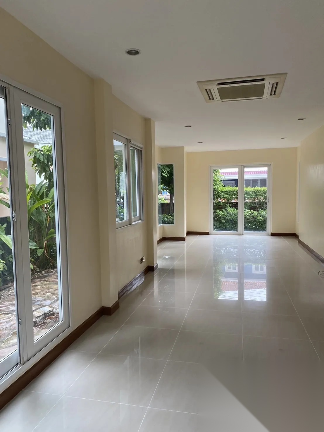 3 Bedroom House for sale at Casa Grand Ekamai-Ramintra — photo 4