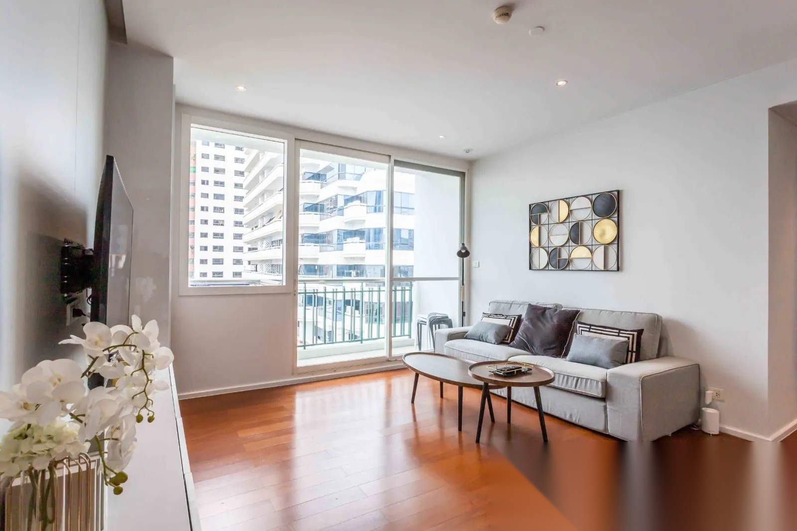 2 Bedroom Condo for sale at Wind Sukhumvit 23 — photo 3