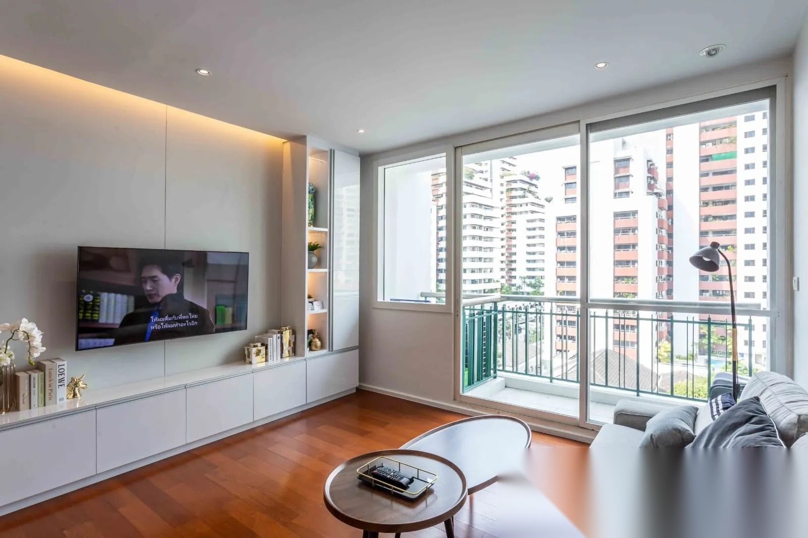 2 Bedroom Condo for sale at Wind Sukhumvit 23 — photo 4