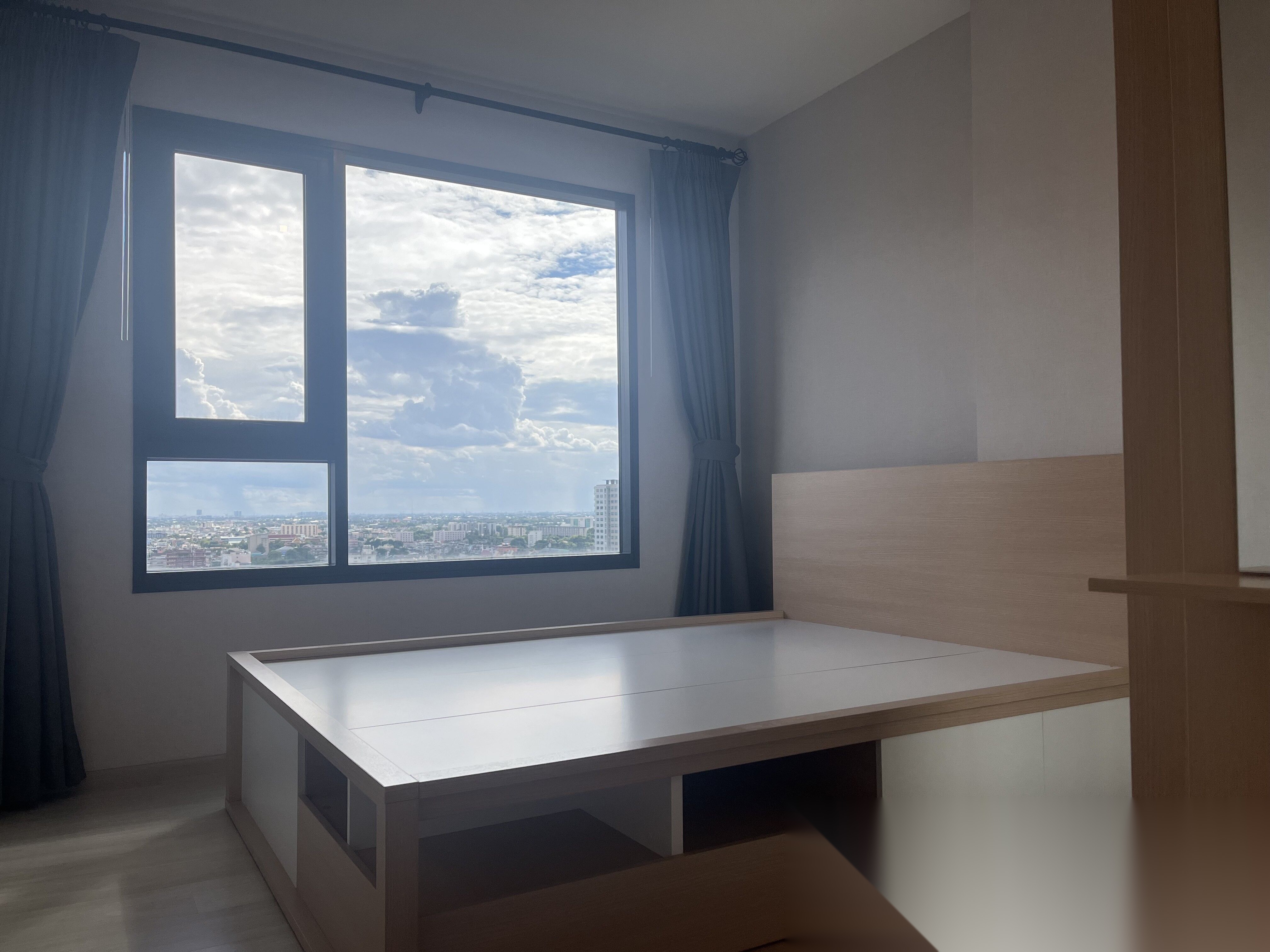 1 Bedroom Condo for sale at Life Pinklao — photo 5