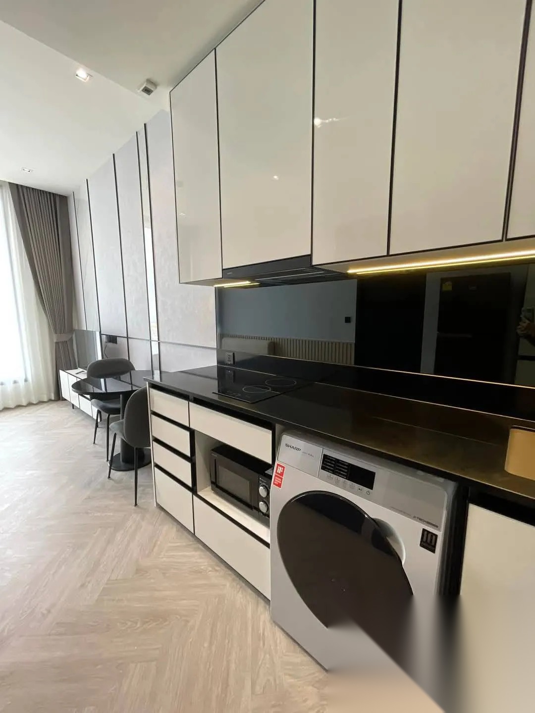 1 Bedroom Condo for sale at Chapter Charoennakorn-Riverside — photo 4