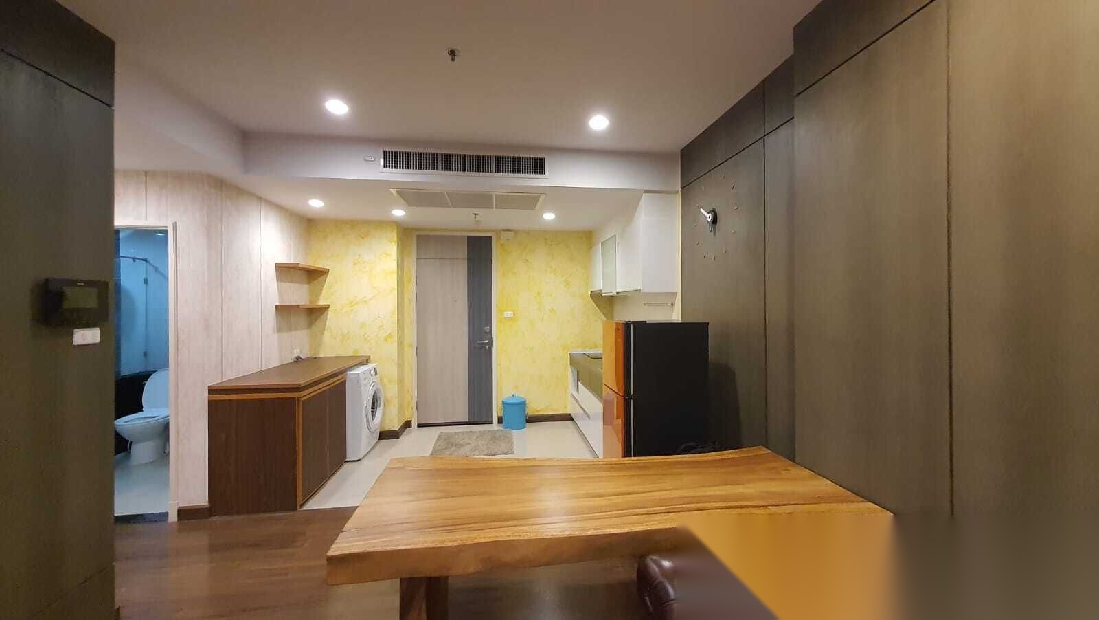 1 Bedroom Condo for sale at Supalai Lite Sathorn - Charoenrat — photo 5