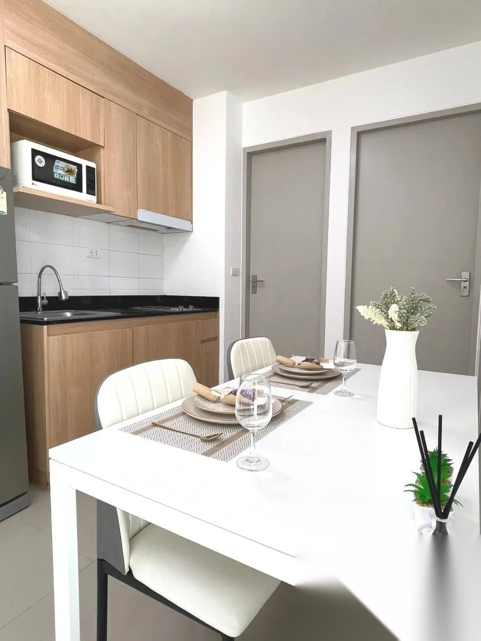 2 Bedroom Condo for sale at Ideo Blucove Sukhumvit — photo 2