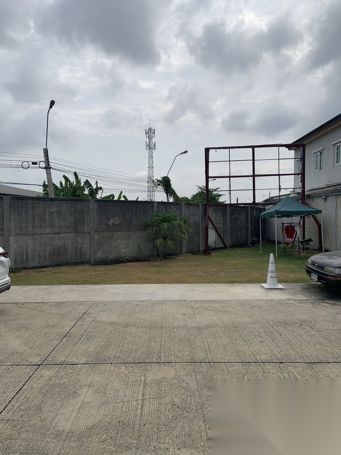 3 Bedroom Townhouse for sale at Golden Town Ramintra-Wongwaen — photo 4