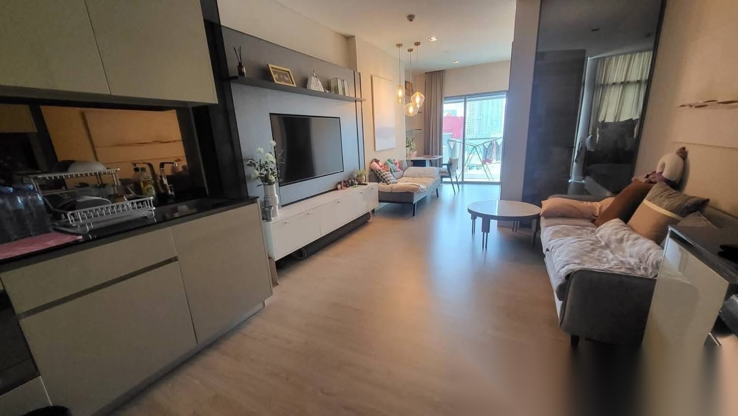 1 Bedroom Condo for sale at The Room Charoenkrung 30 — photo 4
