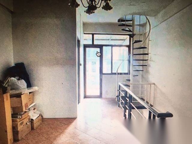 Charming Townhouse with The Private Parking — photo 4