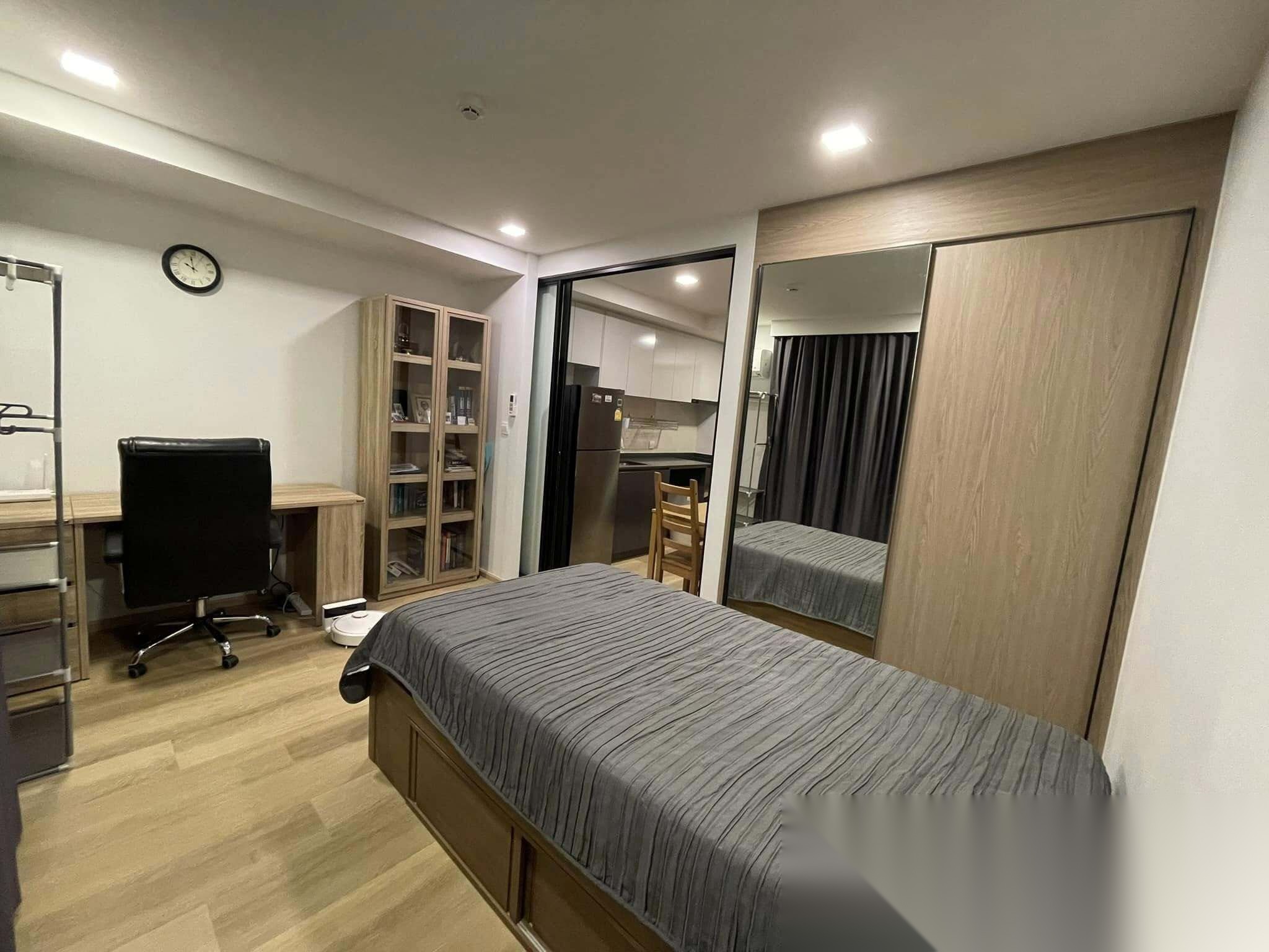 1 Bedroom Condo for sale at Maestro 07 Victory Monument — photo 4