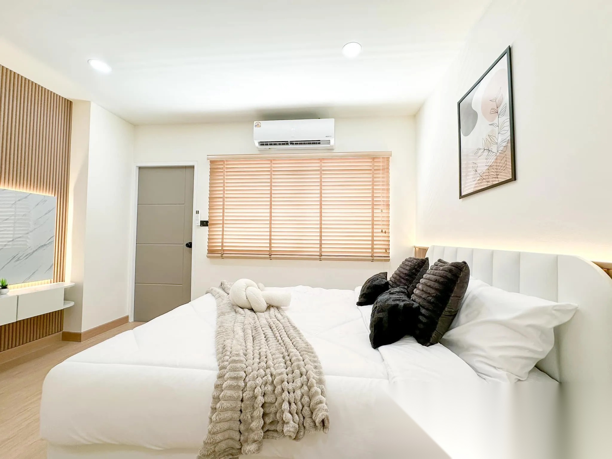 1 Bedroom Condo for sale at Ratchada Prestige — photo 1