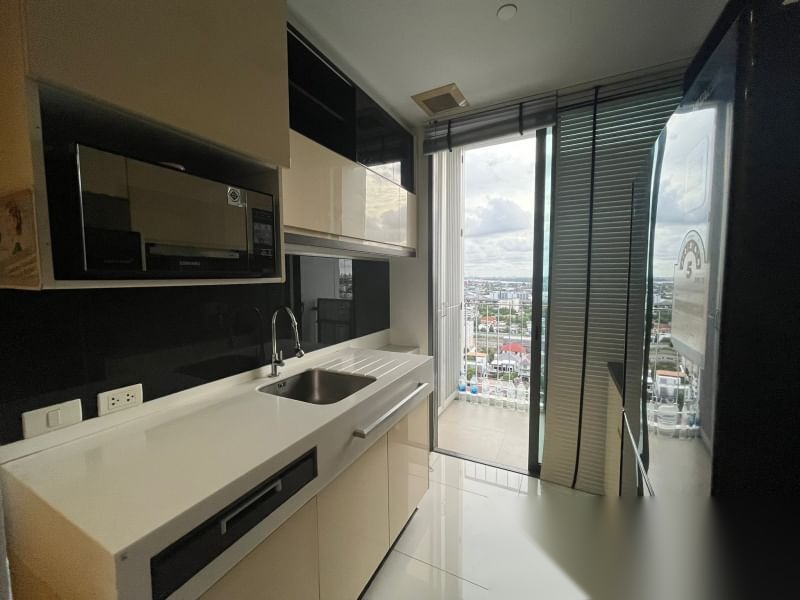 1 Bedroom Condo for sale at The Room Sukhumvit 62 — photo 4