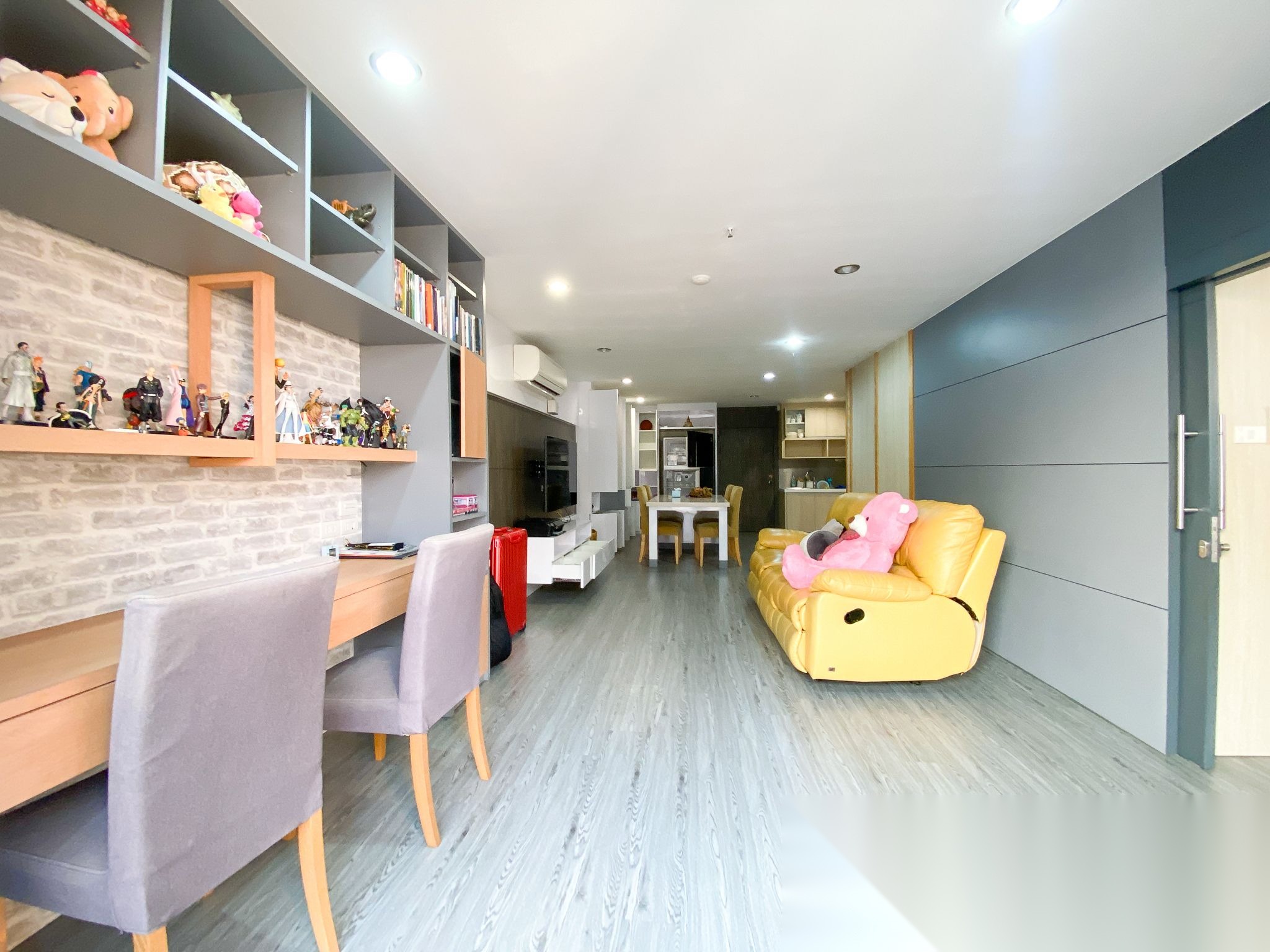 2 Bedroom Condo for sale at Asoke Place — photo 1