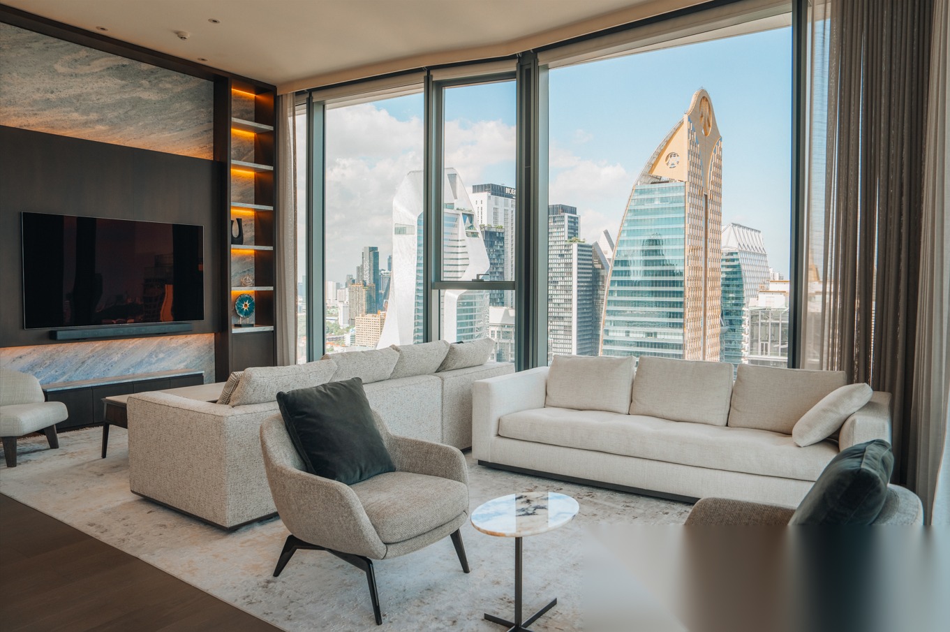2 Bedroom Condo for sale at SCOPE Langsuan — photo 1