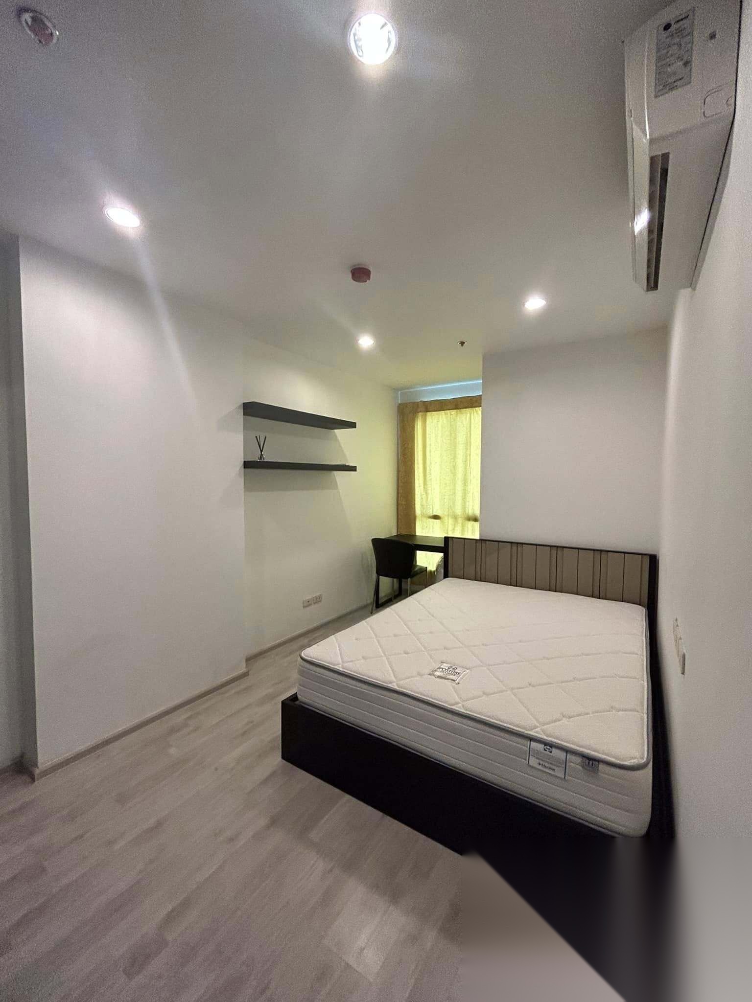 1 Bedroom Condo for sale at Ideo Mobi Charan Interchange — photo 4