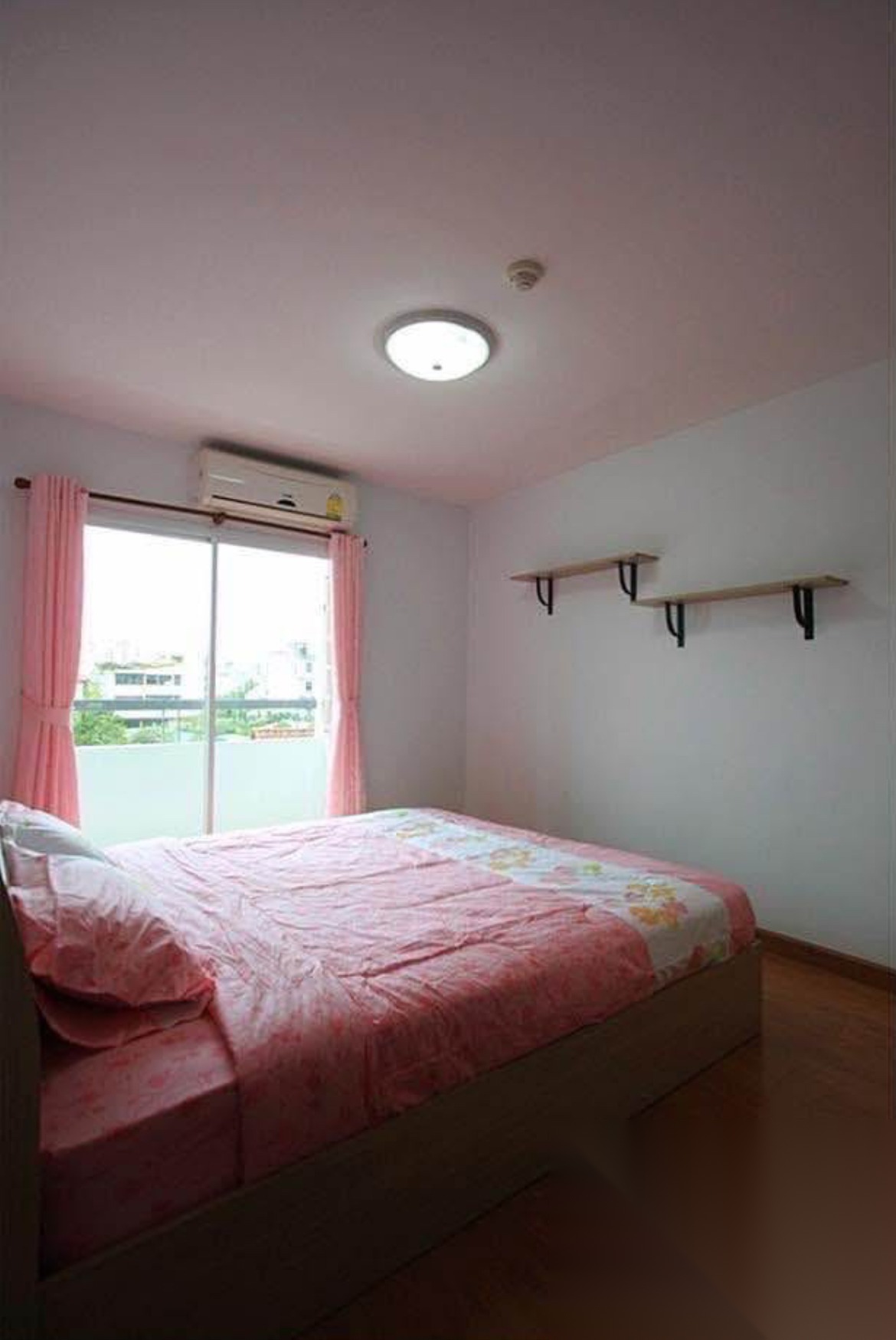 2 Bedroom Condo for sale at Chateau In Town Ratchada 17 — photo 2