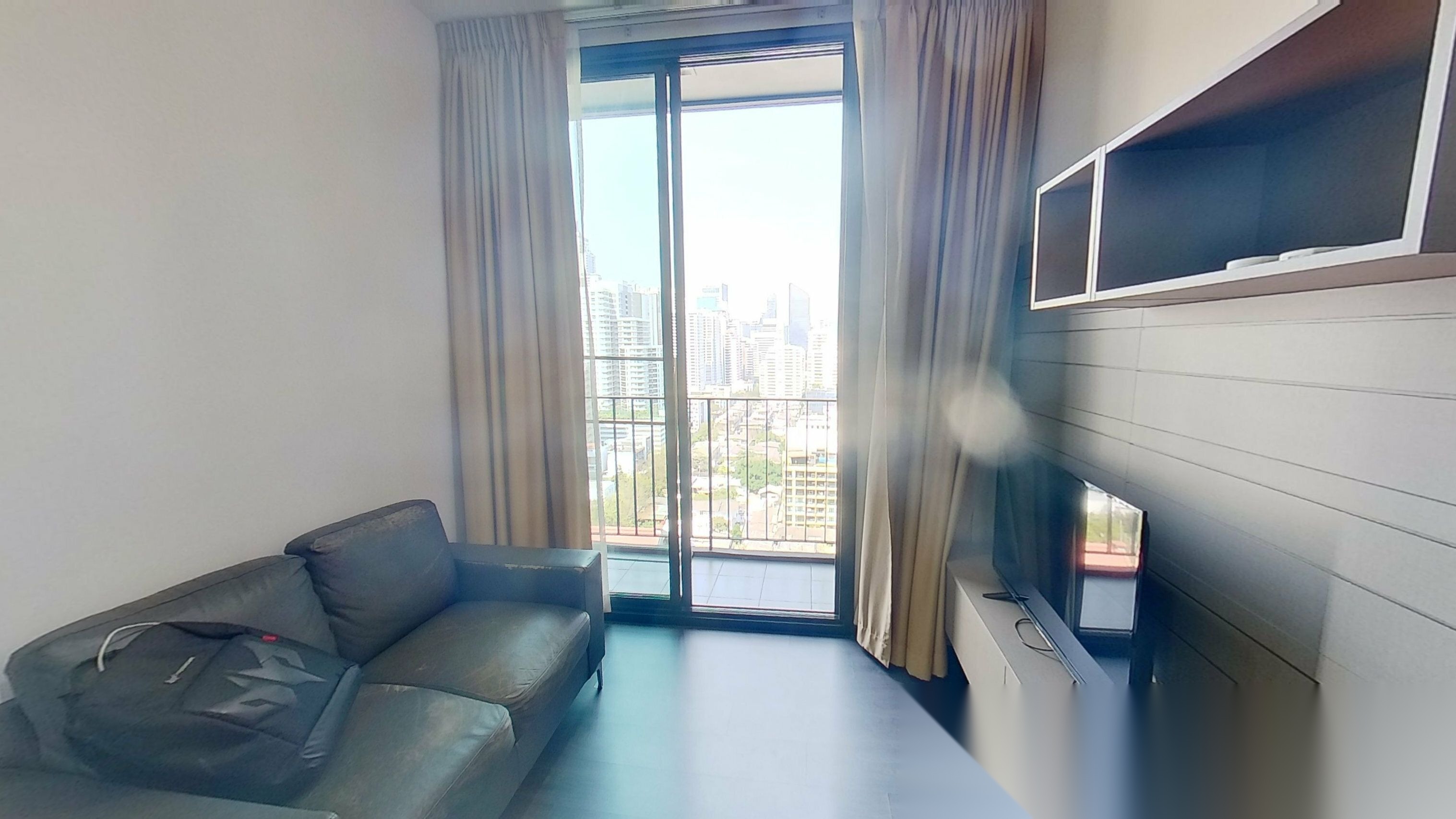 1 Bedroom Condo for sale at Edge Sukhumvit 23 — photo 1