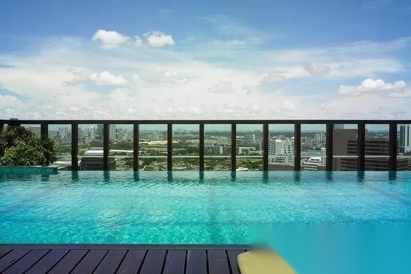 1 Bedroom Condo for sale at Urbana Langsuan [Leasehold] — photo 1
