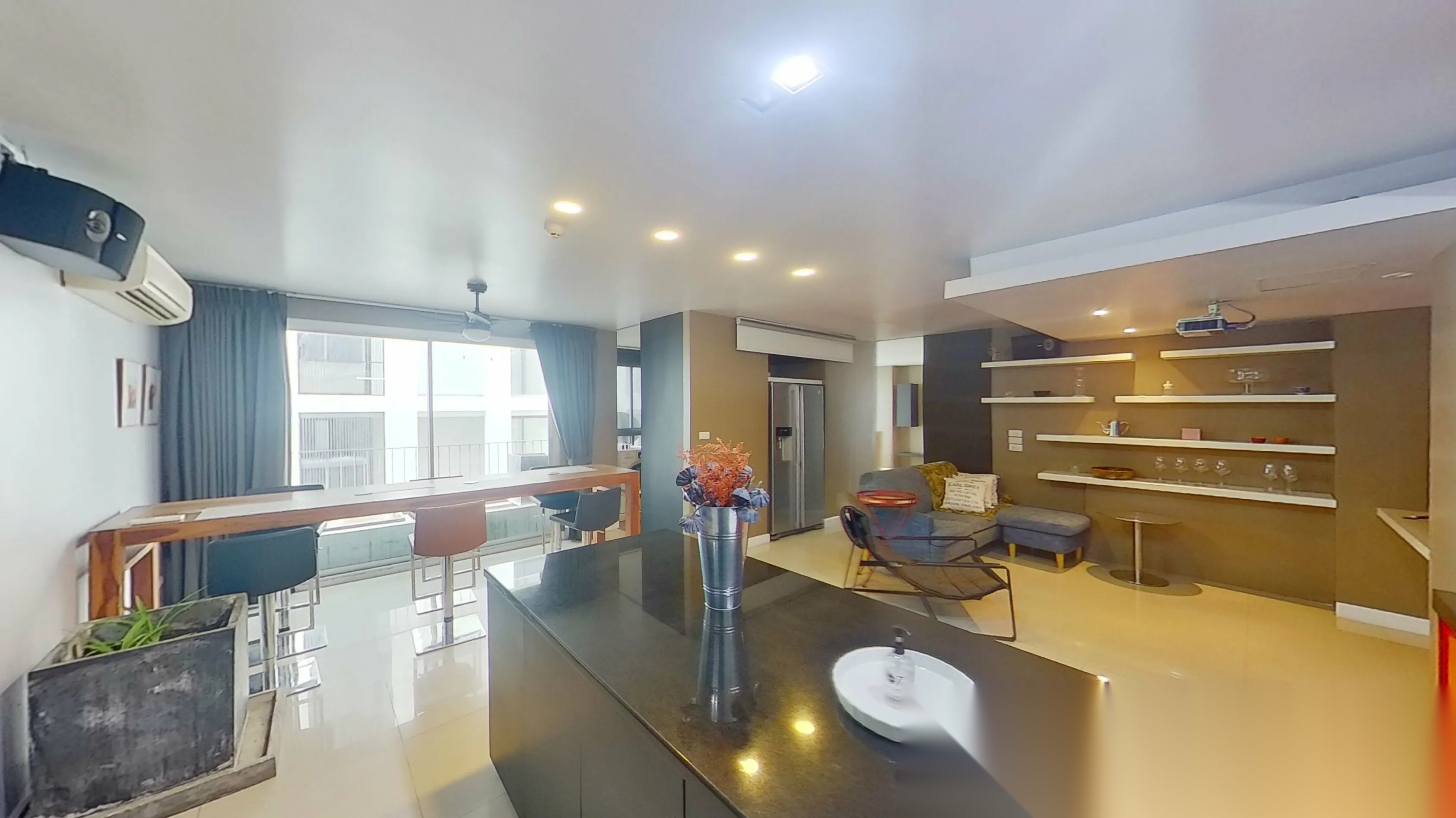 Condo · Bangkok Noi, bangkok — photo 2