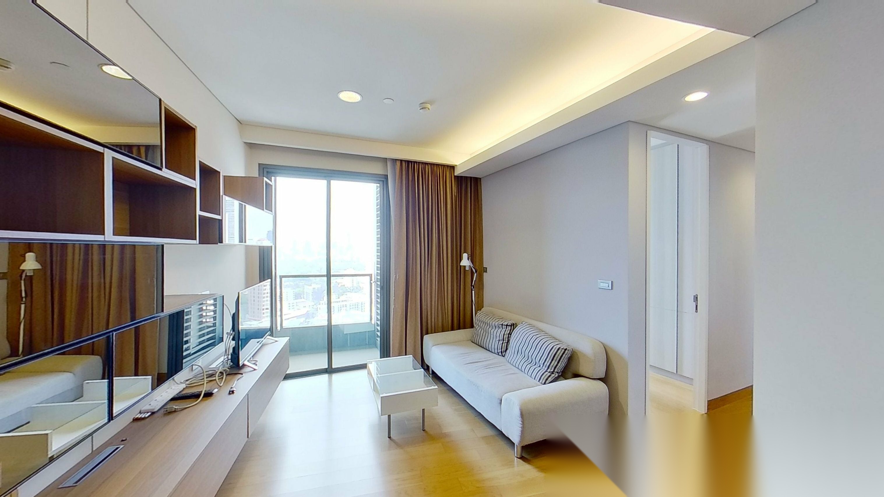 2 Bedroom Condo for sale at The Lumpini 24 — photo 1